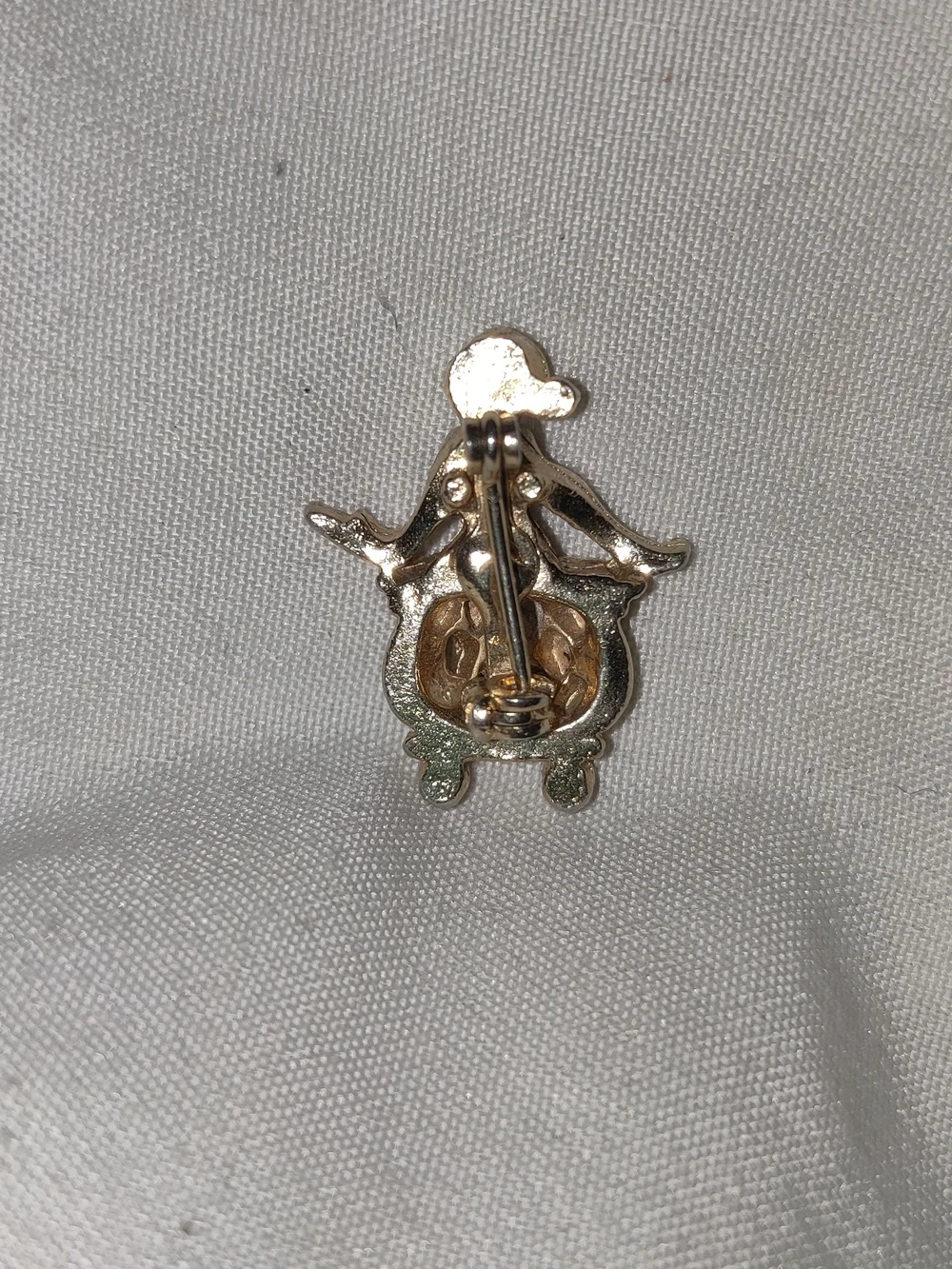 Rare VNTG: Juliet Brooch 1940s (See Pics Missing Red Jewels)